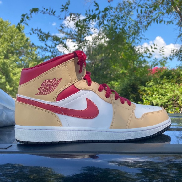 Air Jordan 1 Mid 'Light Curry Cardinal Red' - Picture 1 of 2